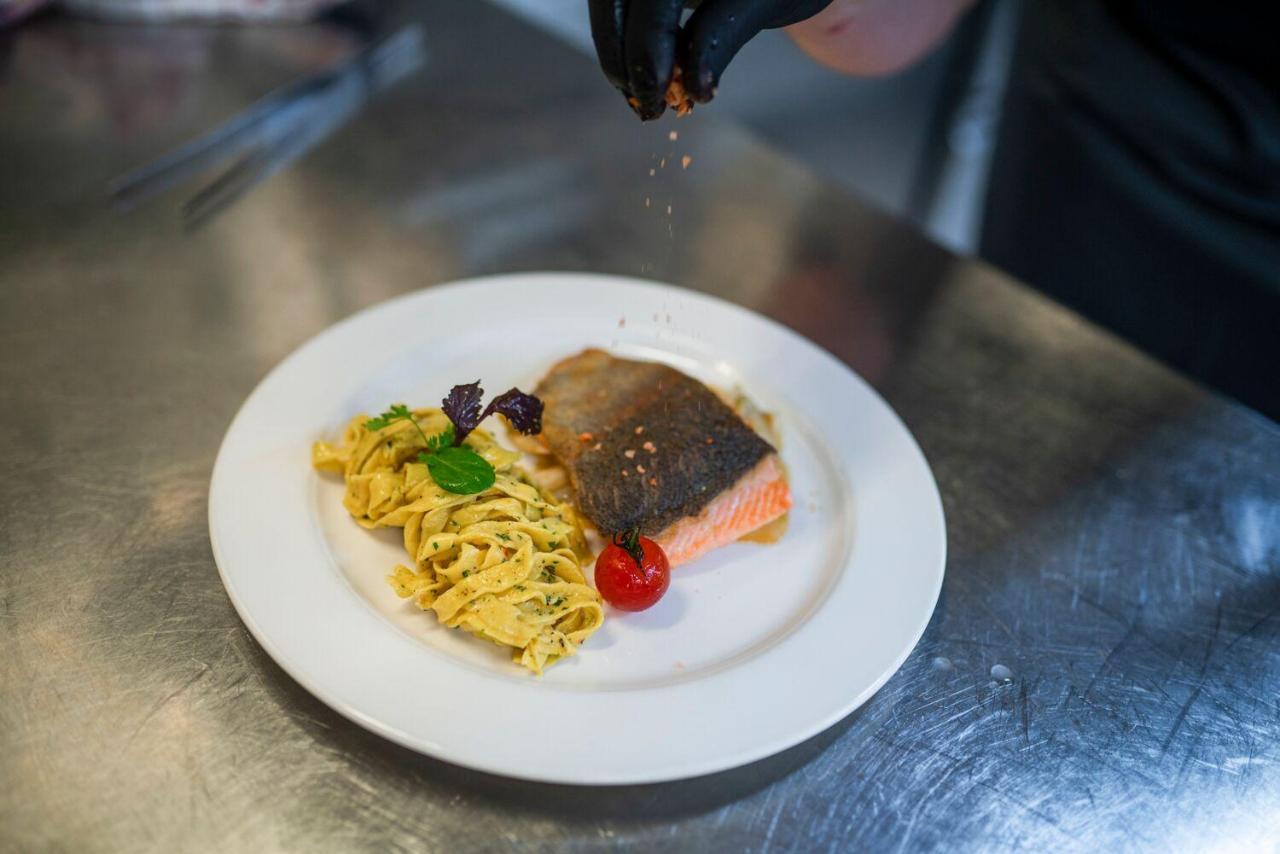 Hotel Restaurant Roemer Merzig Dış mekan fotoğraf