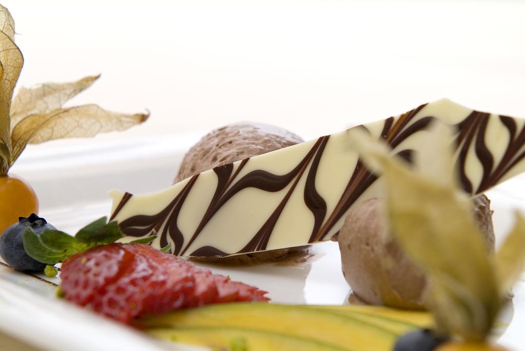 Hotel Restaurant Roemer Merzig Dış mekan fotoğraf
